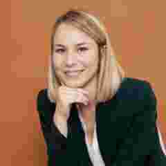 portrait corporate femme studio montpellier