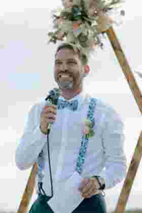 cérémonie laique mariage plage poisson rouge