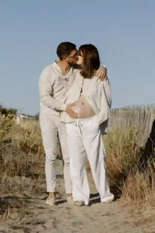 Marche couple complice -  Frontignan Plage